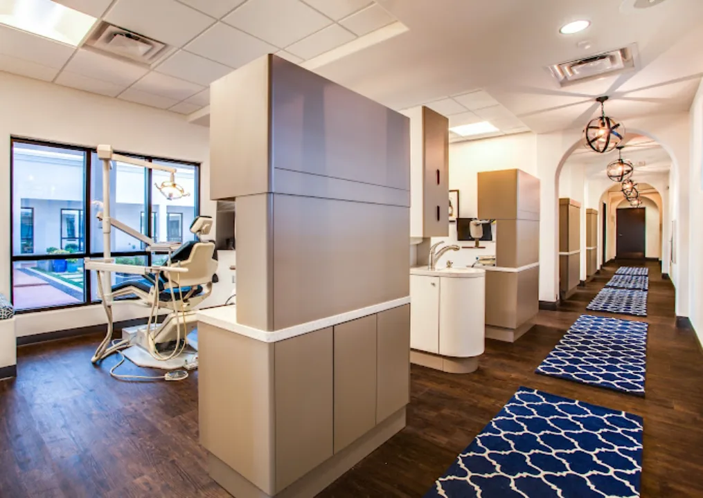 Uptown Dental Associates photo 4