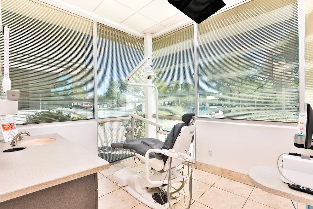 Desert Smiles Family Dentistry photo 4