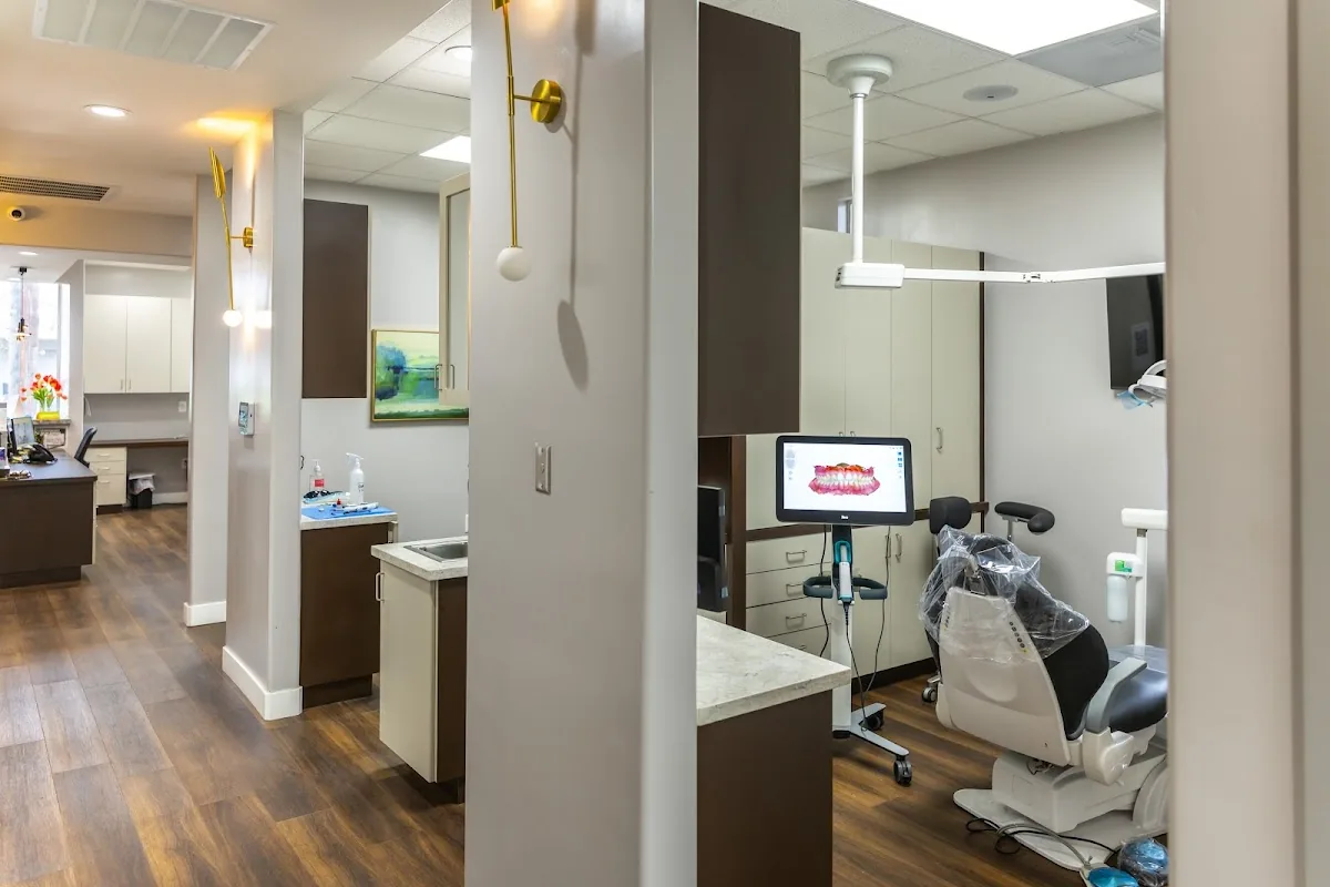 Innovative Smiles - Long Beach Dentist photo 2