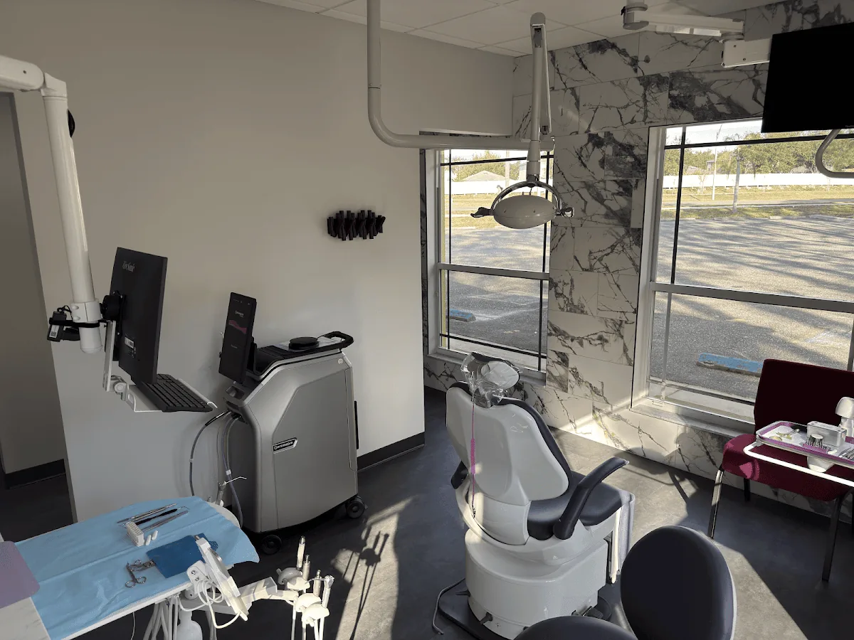 Tampa Endodontics photo 2