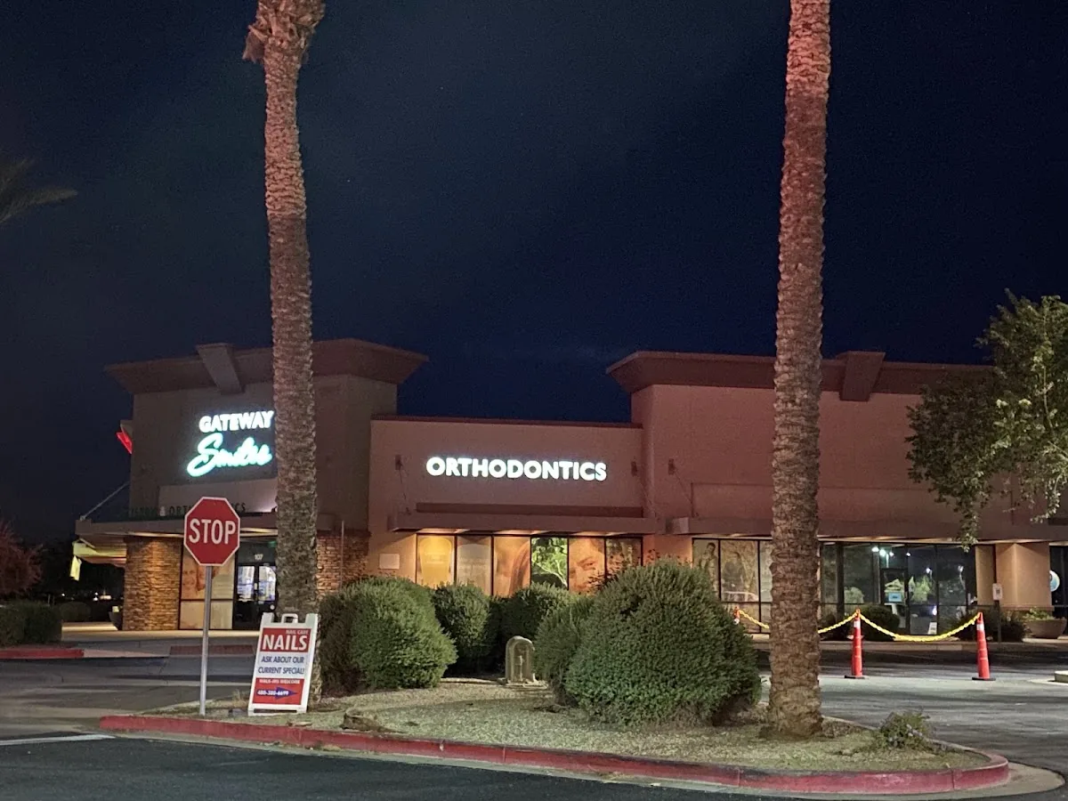 Gateway Smiles Dentistry and Orthodontics photo 3