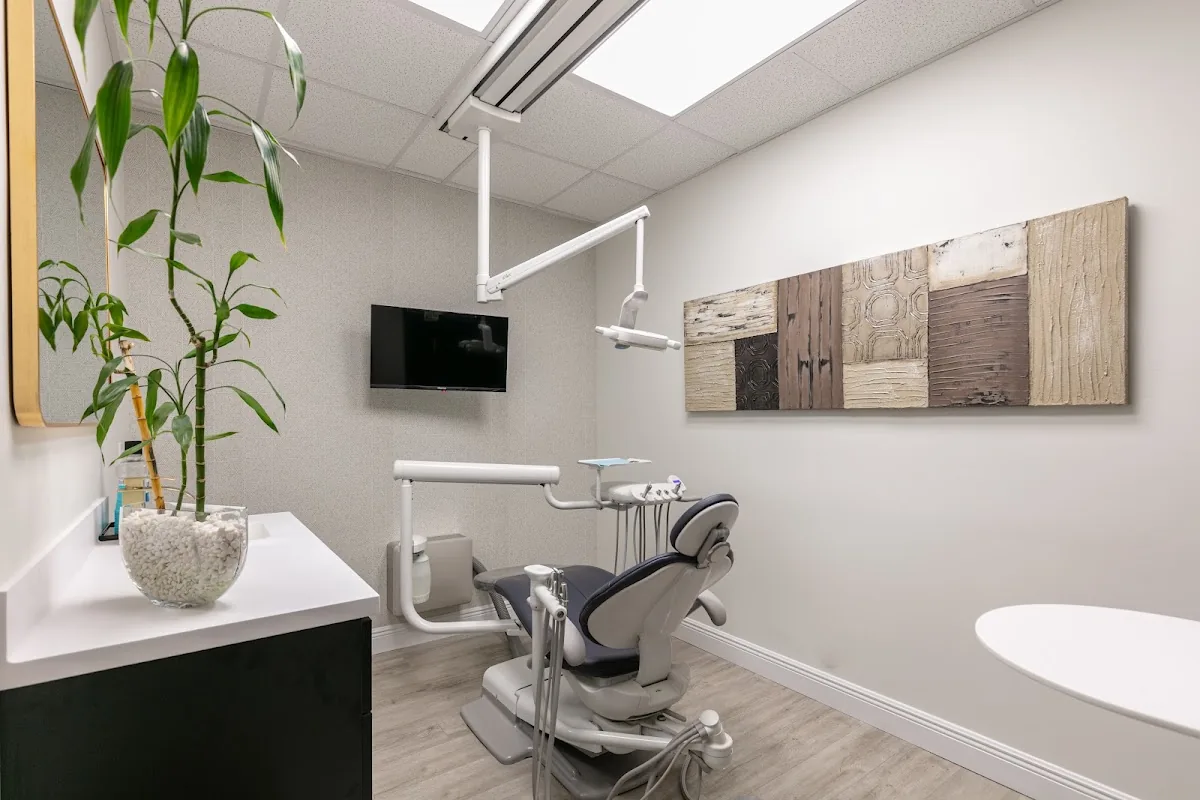 Miami Dentistry Center - Georgina Merlo-Quiñones DMD photo 3