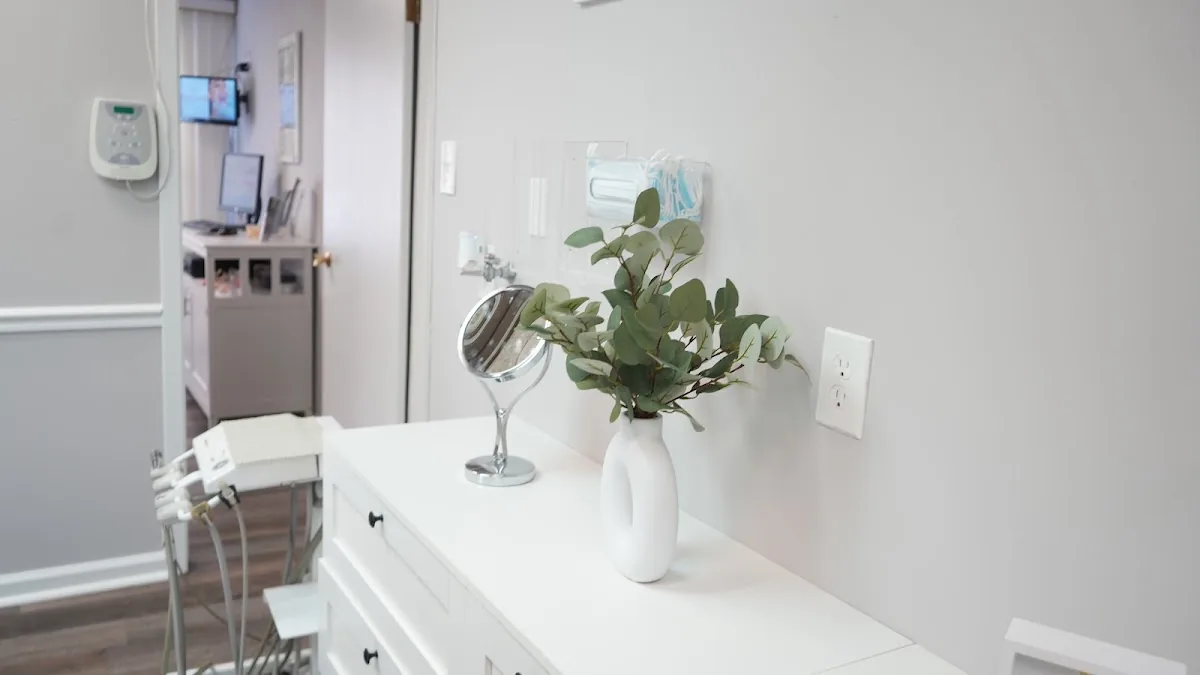 Smile Design and Implant Center photo 2