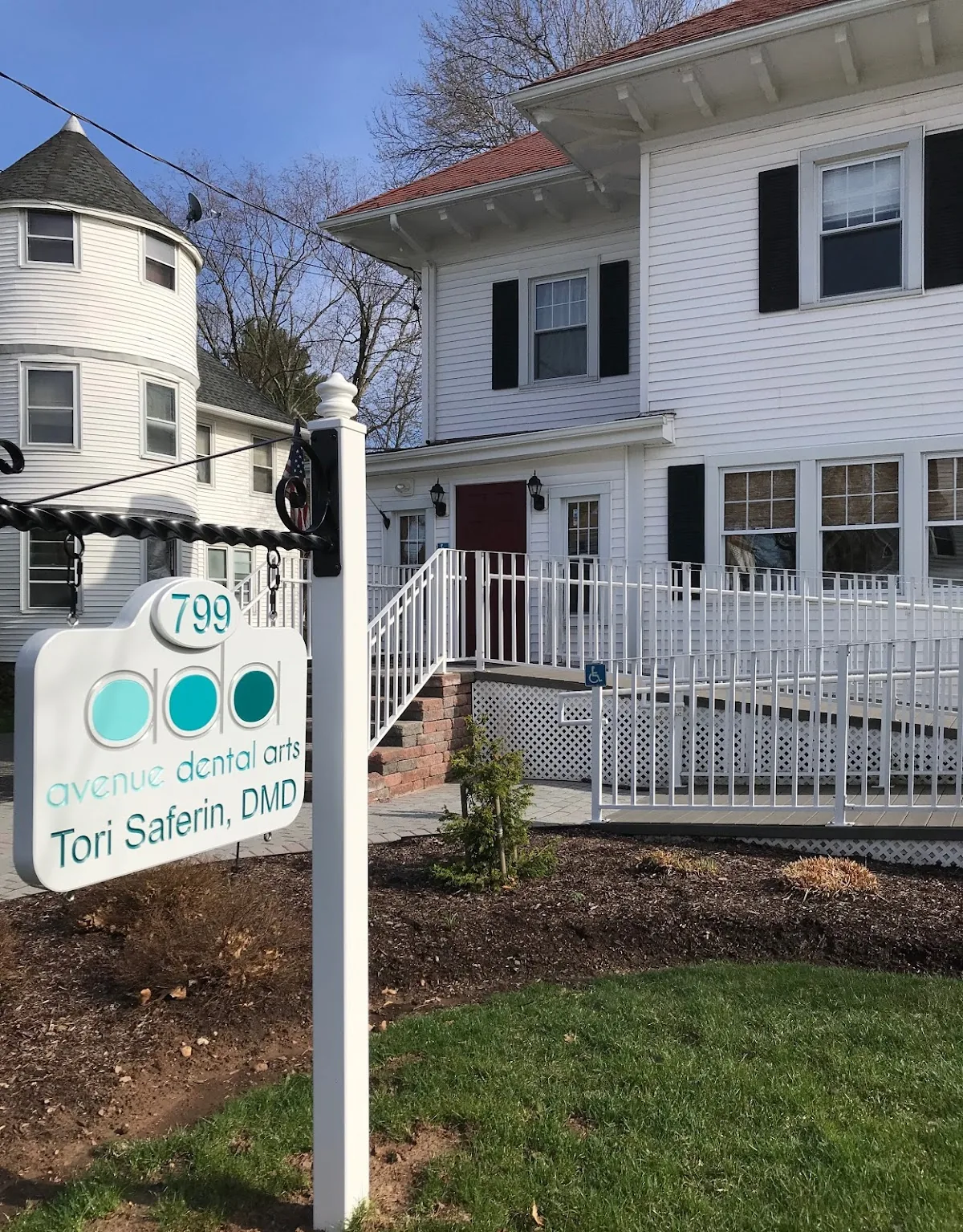 Avenue Dental Arts - West Hartford Dentist photo 1