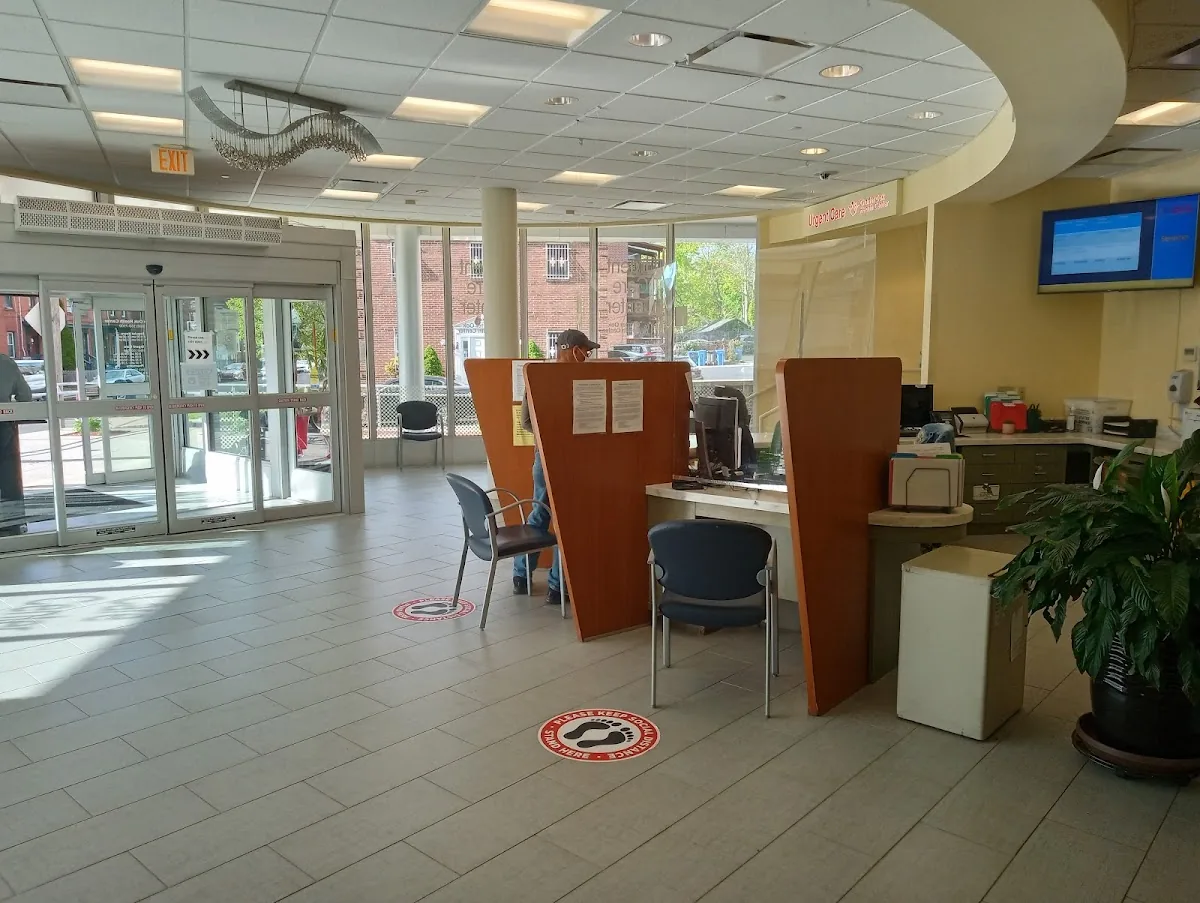 Charter Oak Family Health Center photo 3
