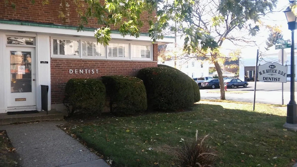 Modern Dentistry of New England photo 2