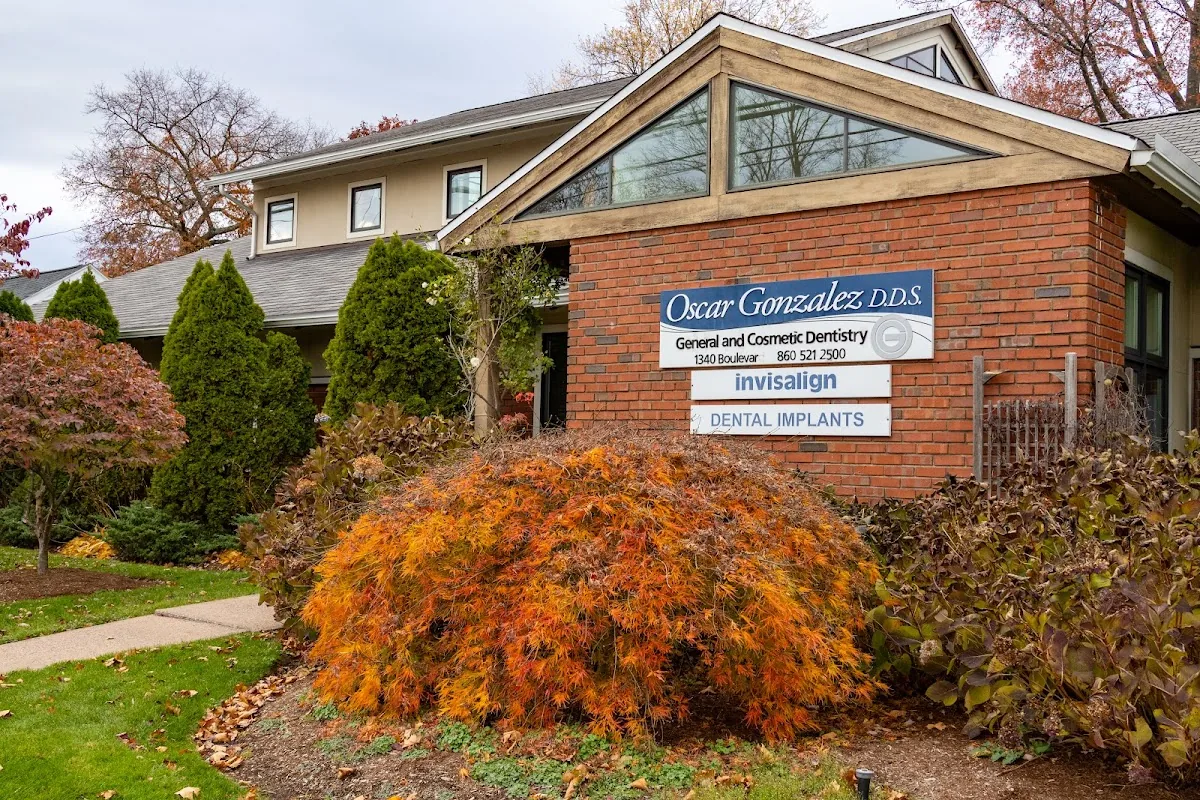 Oscar Gonzalez, DDS photo 2