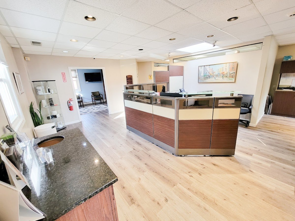 Hodosh Dental photo 3