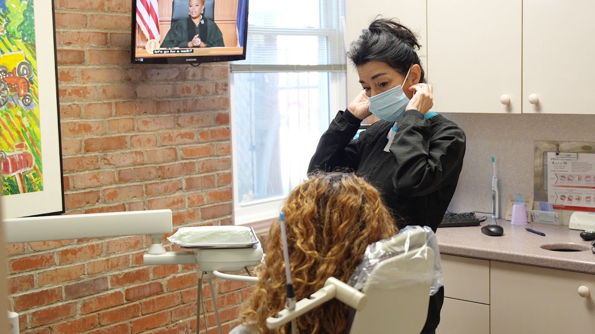 Hodosh Dental photo 5