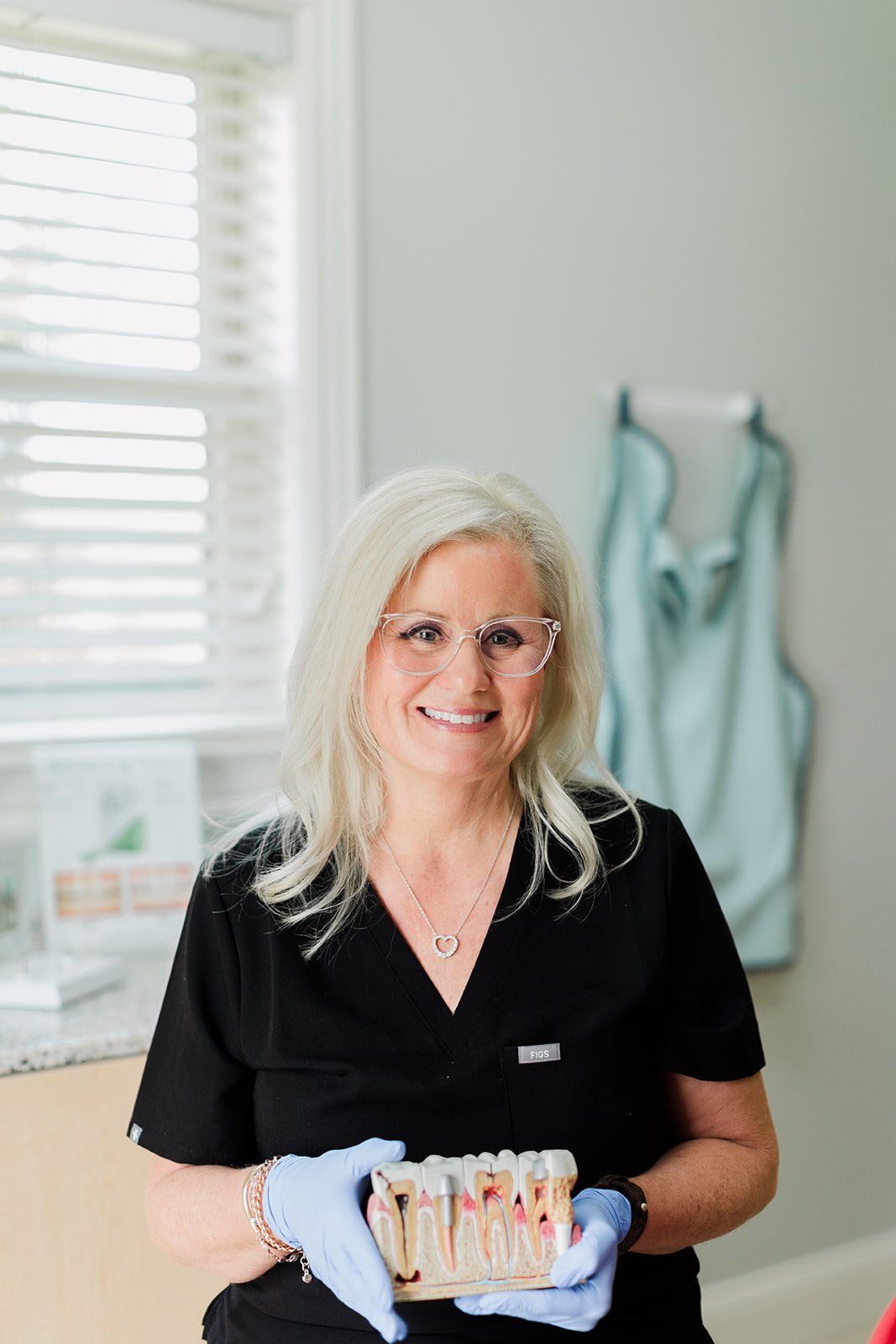 Modern Dental Solutions photo 1