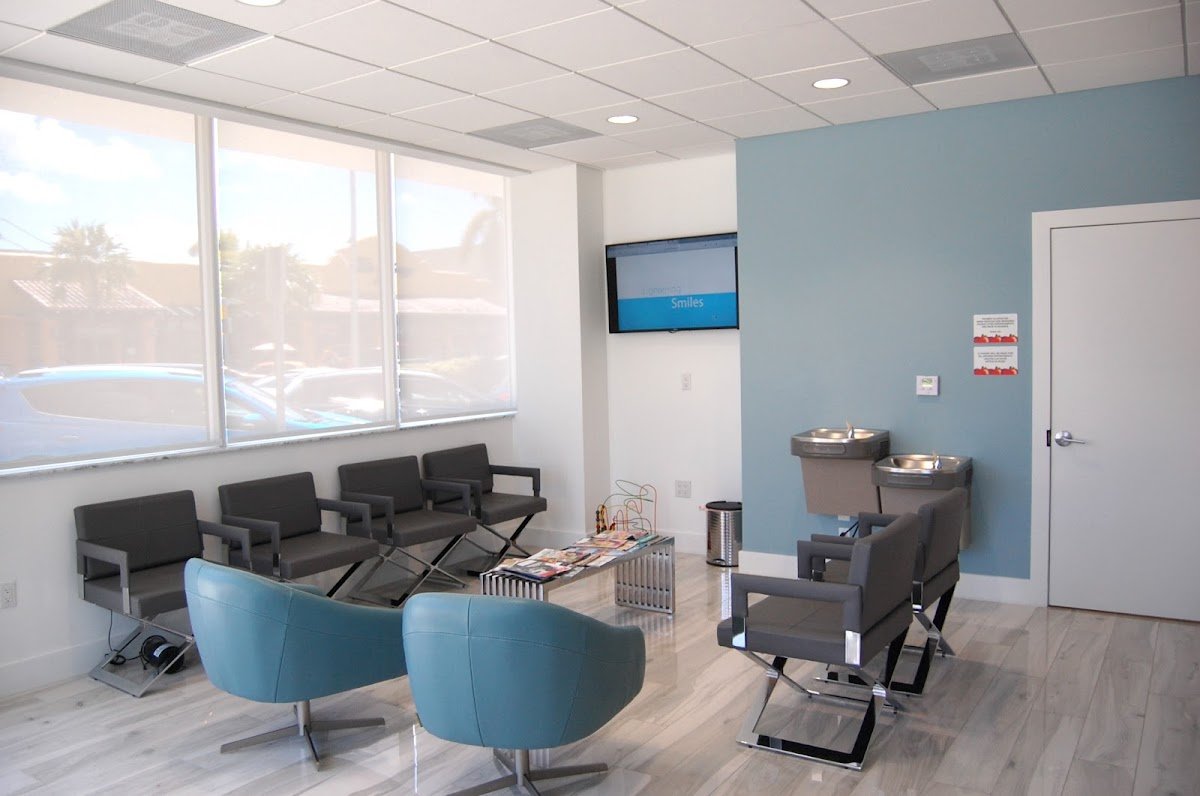 Apple Dental Group photo 1