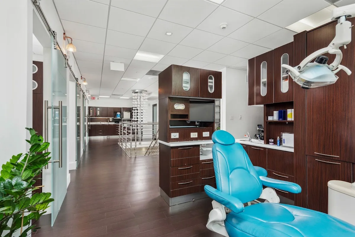 Biscayne Dental & Facial Aesthetics photo 5