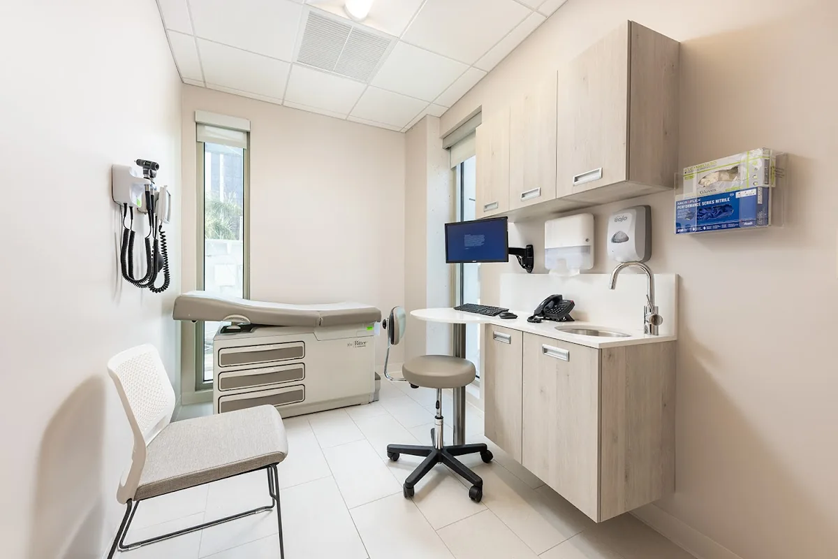 Care Resource Community Health Centers photo 5