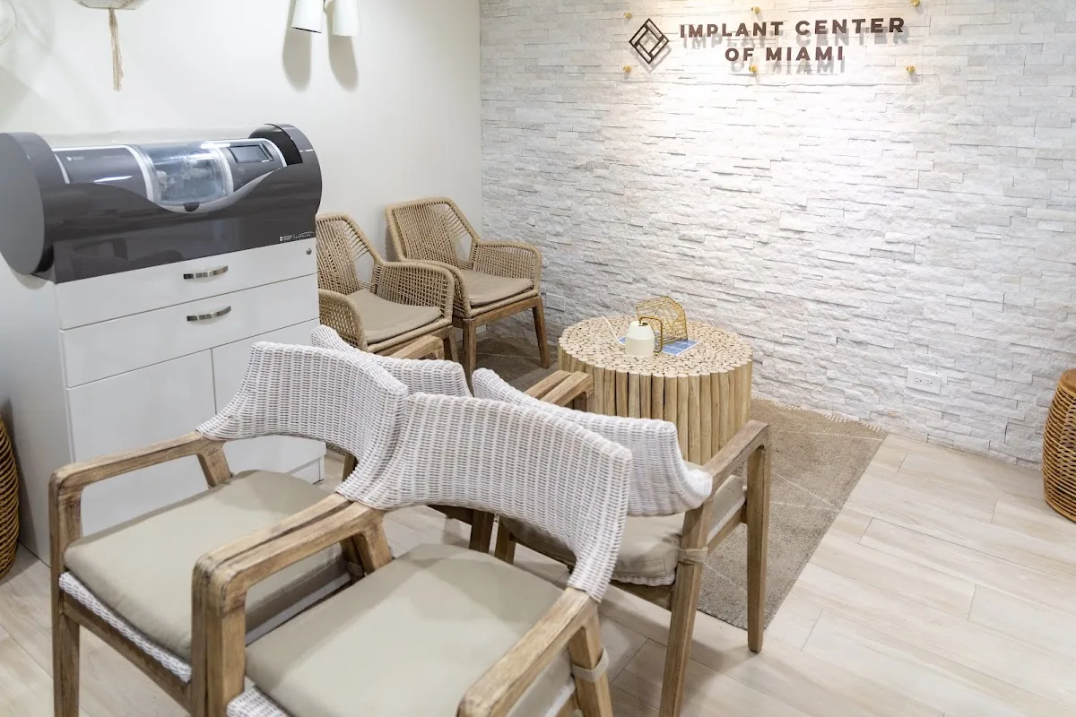 Center for Dental Implants - Miami photo 3