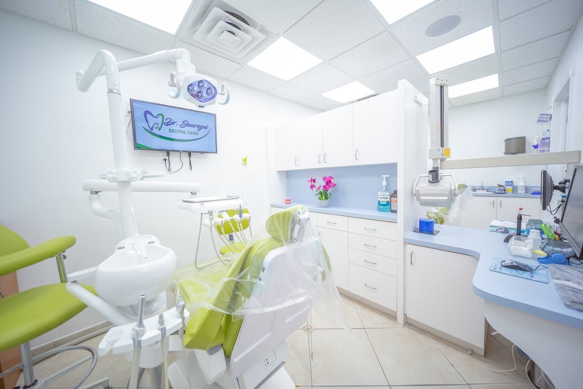 Dr Jauregui Dental Care photo 2