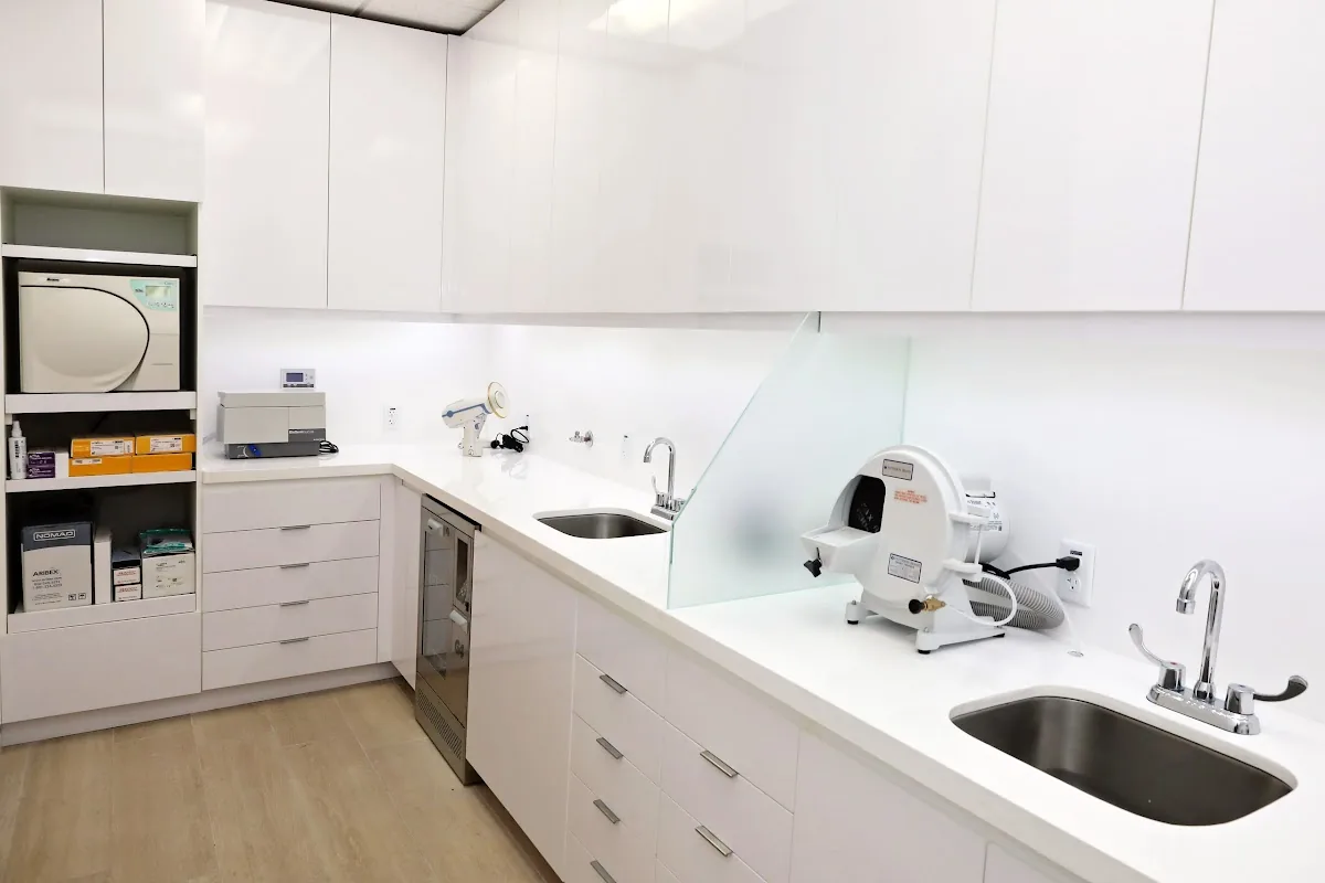 Forma Dental photo 3