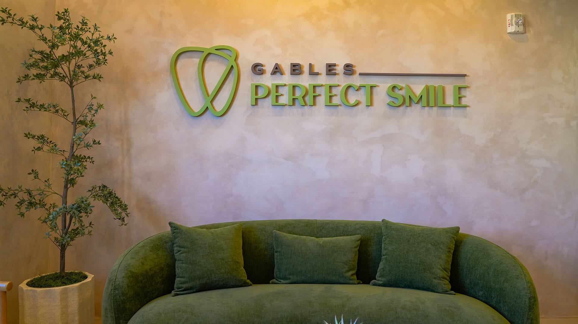 Gables Perfect Smile photo 1