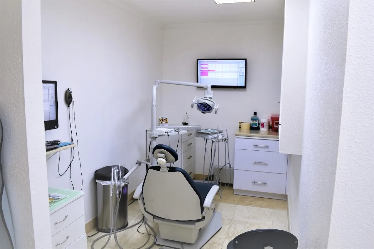 Laura Perez, DDS photo 5