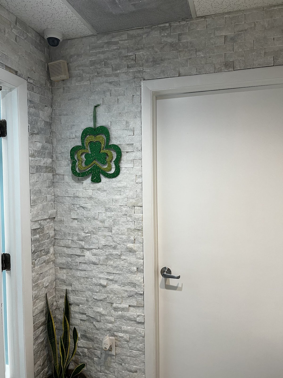 Mancia Orthodontics Miami - Invisalign & Clear Braces photo 5