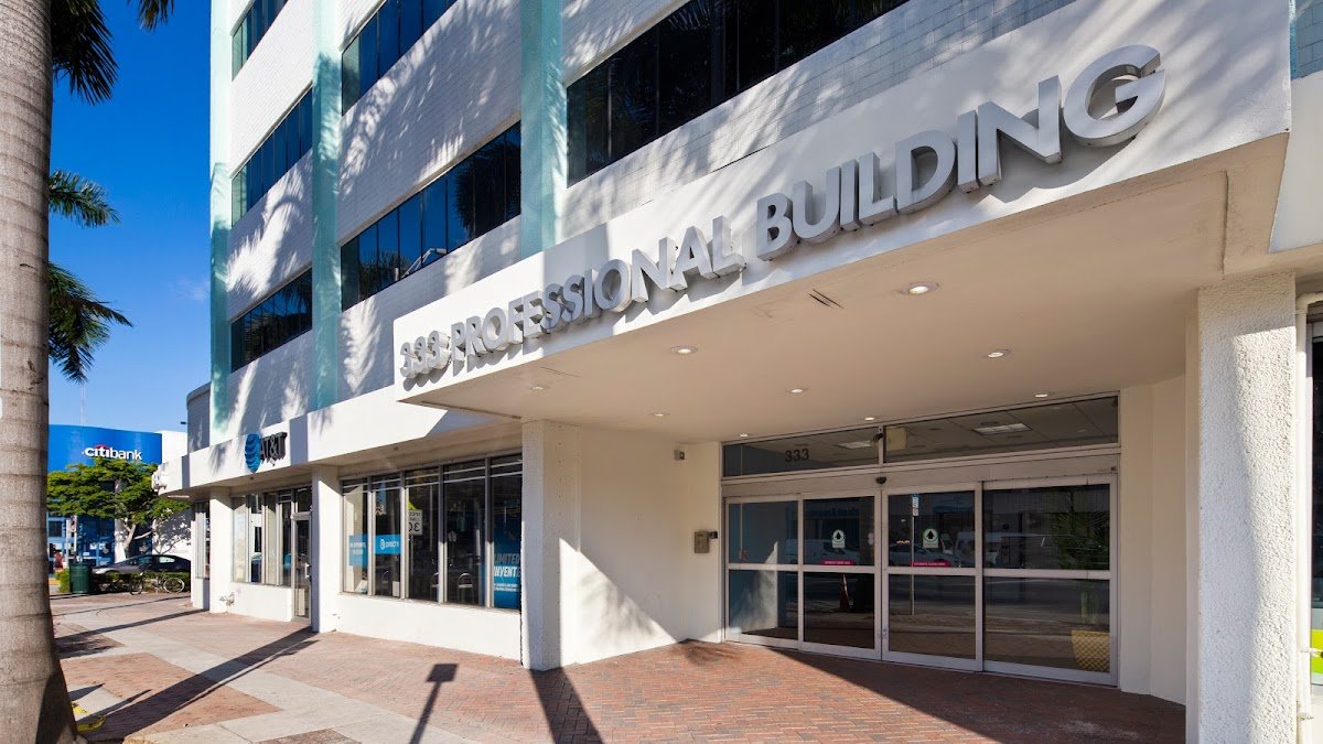 Miami Beach Dental Center photo 3