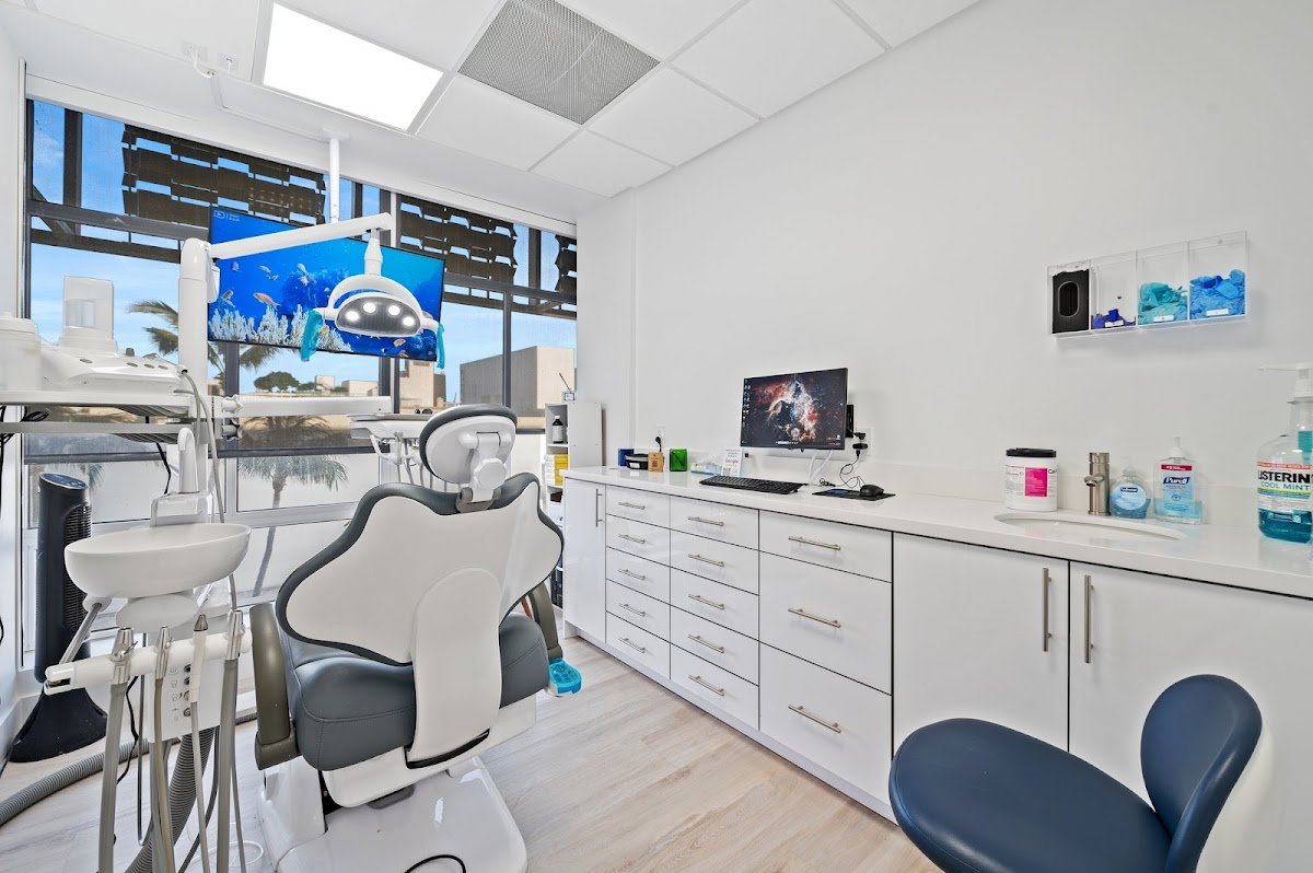 Miami Beach Smiles photo 2