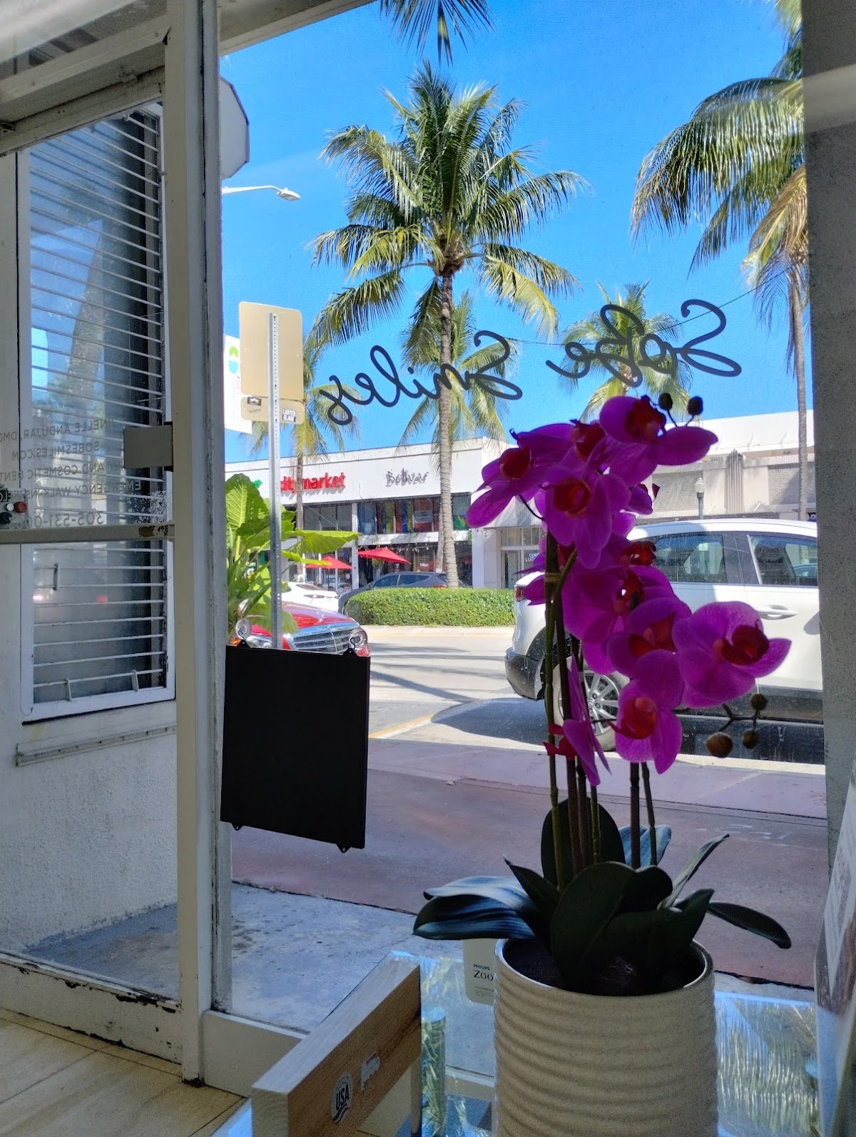 SoBe Smiles - Jinelle Andujar DMD PA photo 5