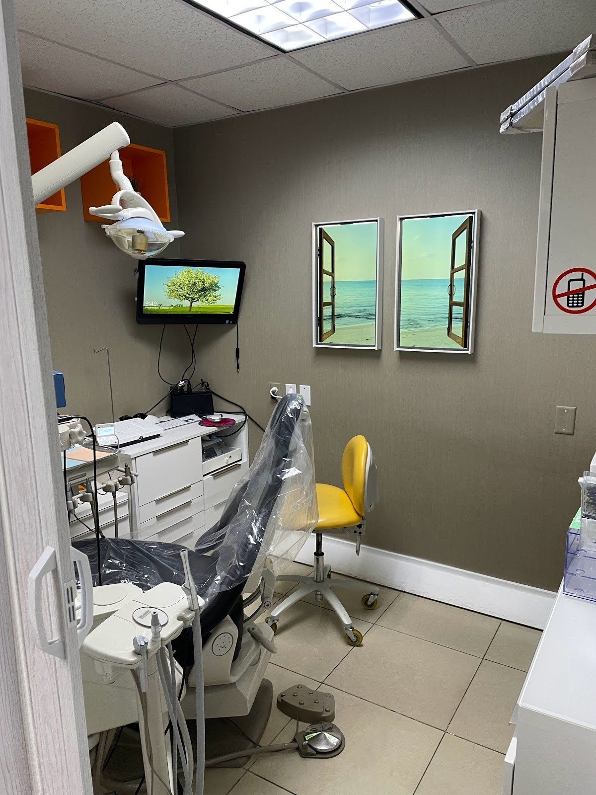 Sonrisas Dental Clinic photo 3