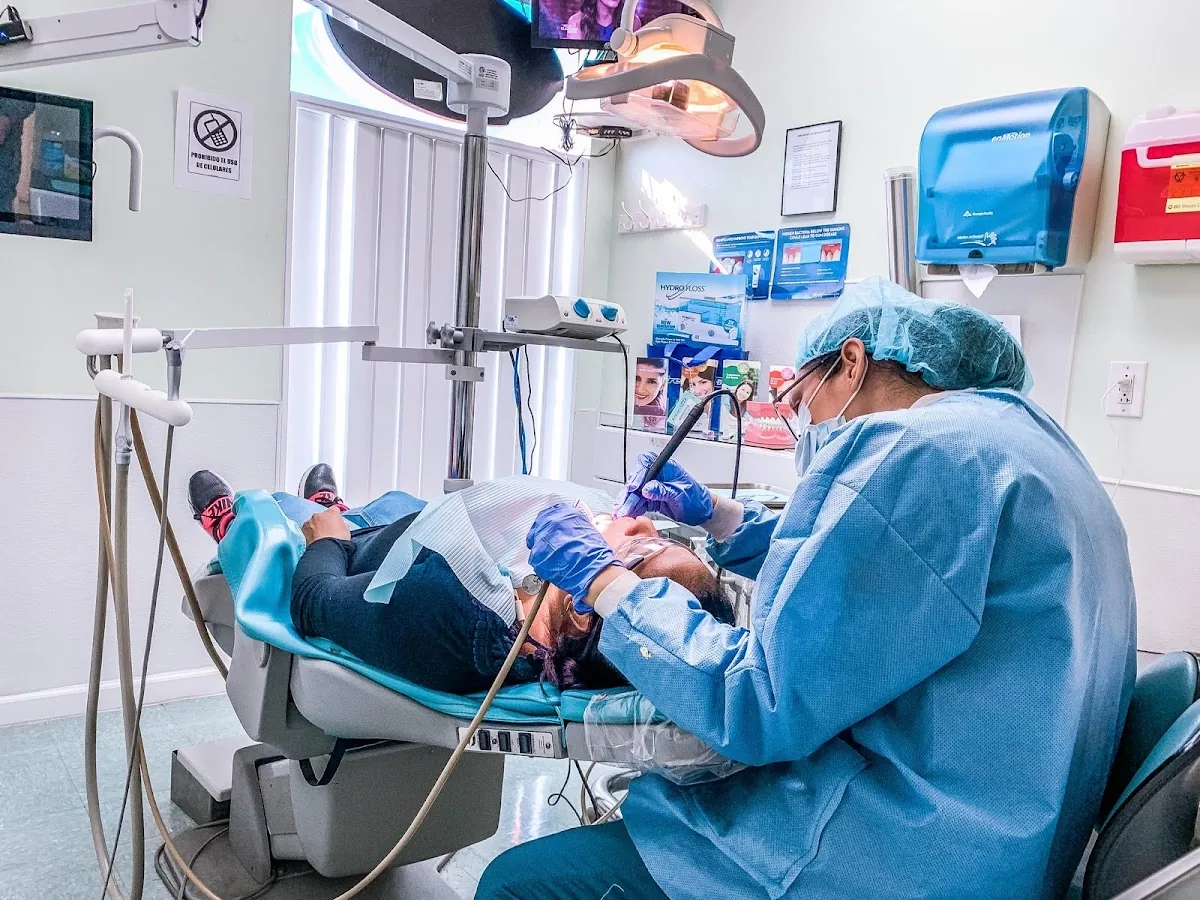 Clinica Dental La Paz photo 3