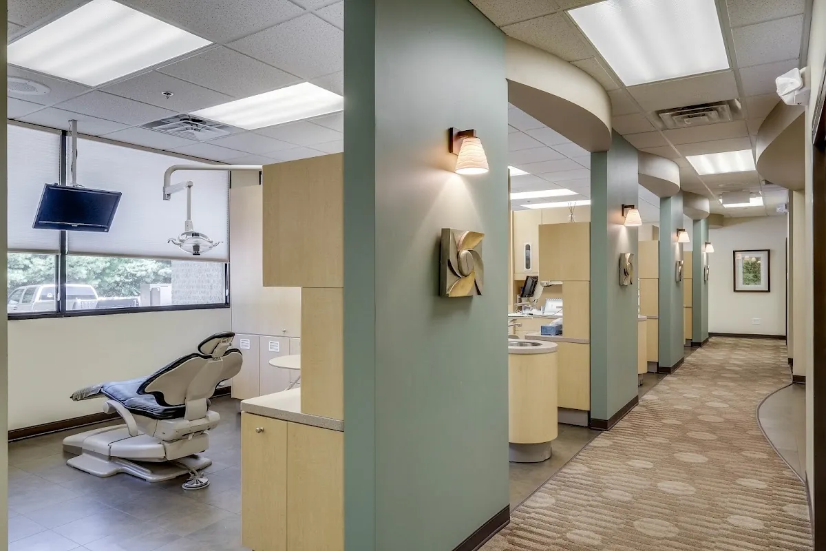 Justin R Poff DDS Bellevue Dental Associates photo 2