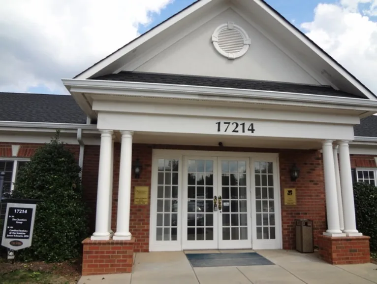 Carolina Dentistry @ The StateLine photo 4