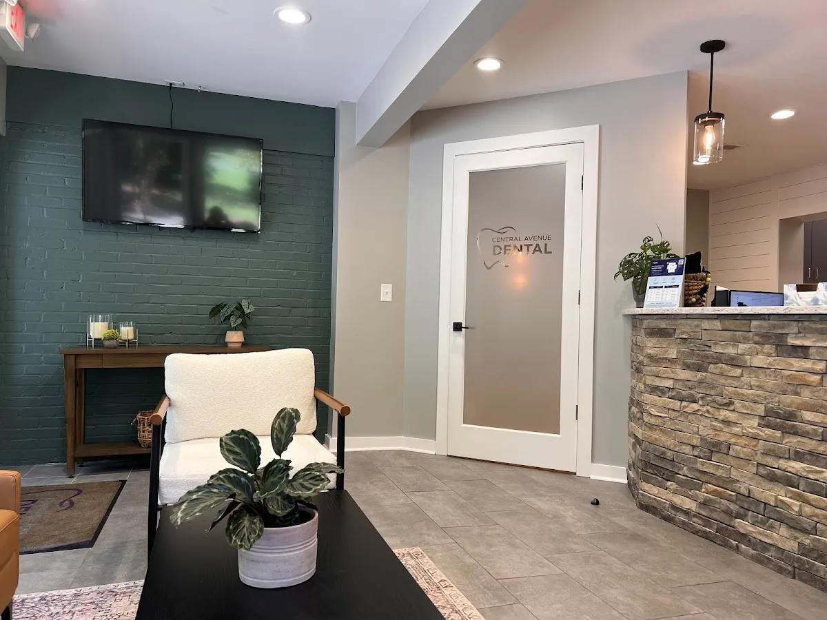 Central Avenue Dental photo 6