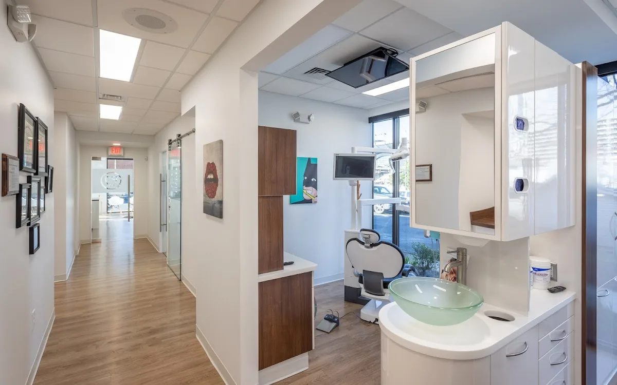 District Dentistry photo 5