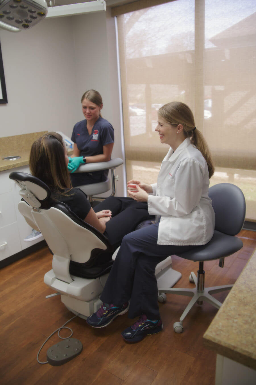 Smile Charlotte photo 1