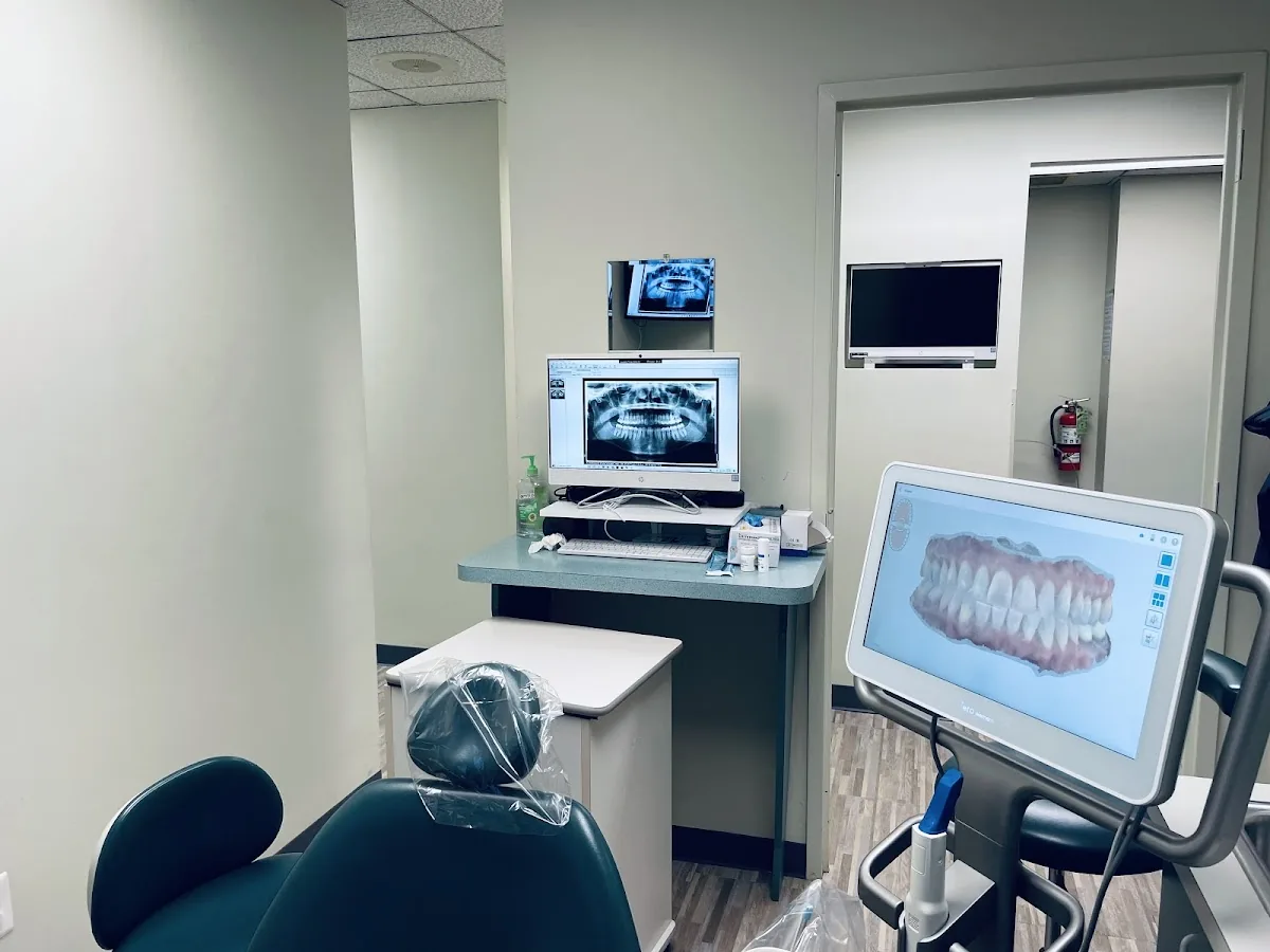 Aden Family & Cosmetic Dentistry photo 1