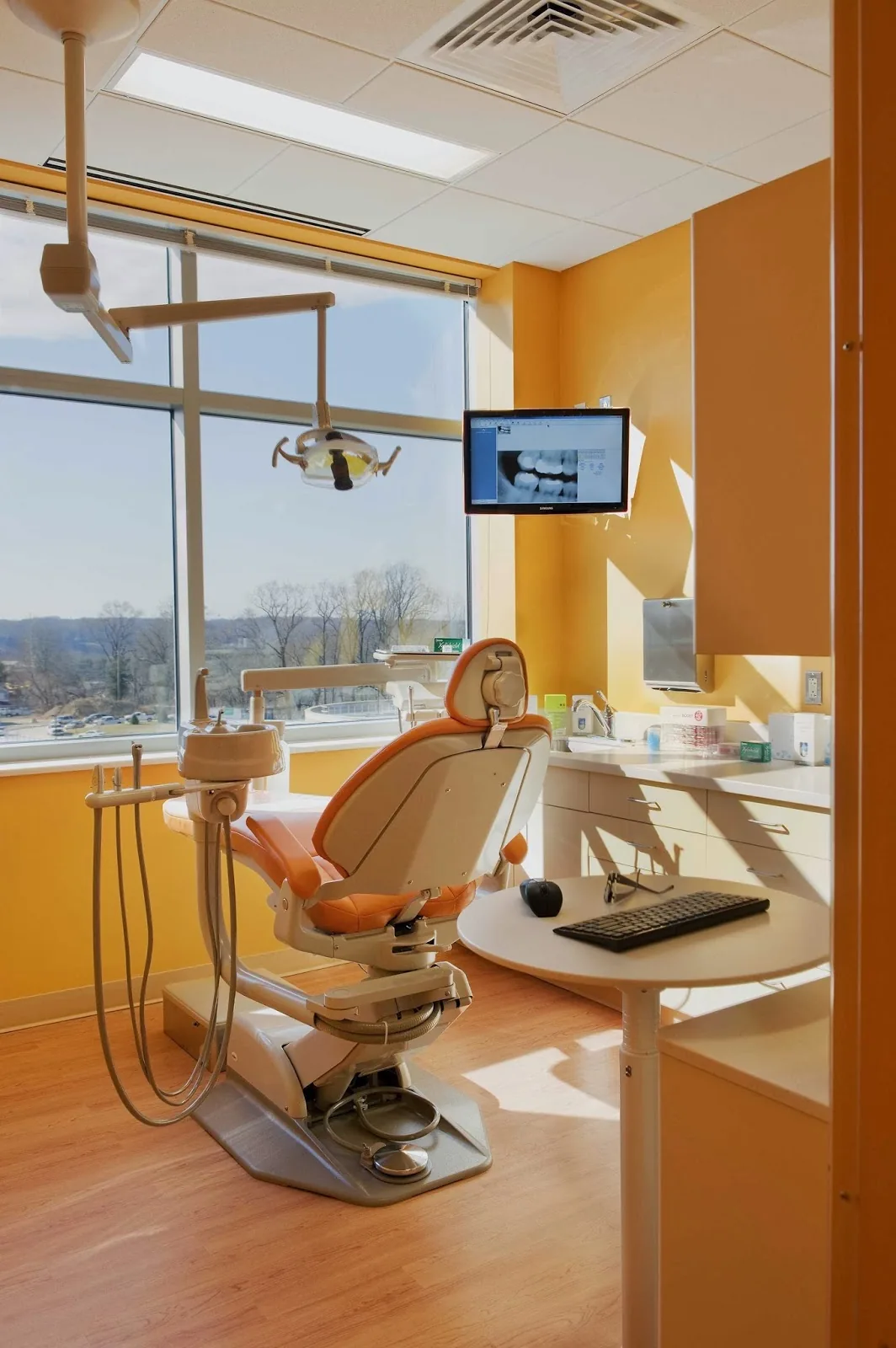 Capital Dental: Stephen W. Varney, DDS photo 1
