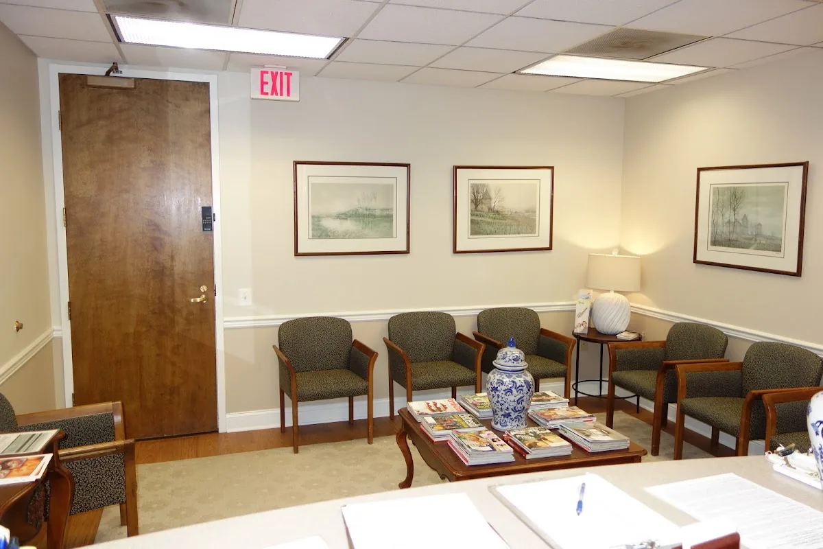 Chevy Chase Implant & Oral Surgery - Drs. Park, Kunkle & Lindquist photo 5