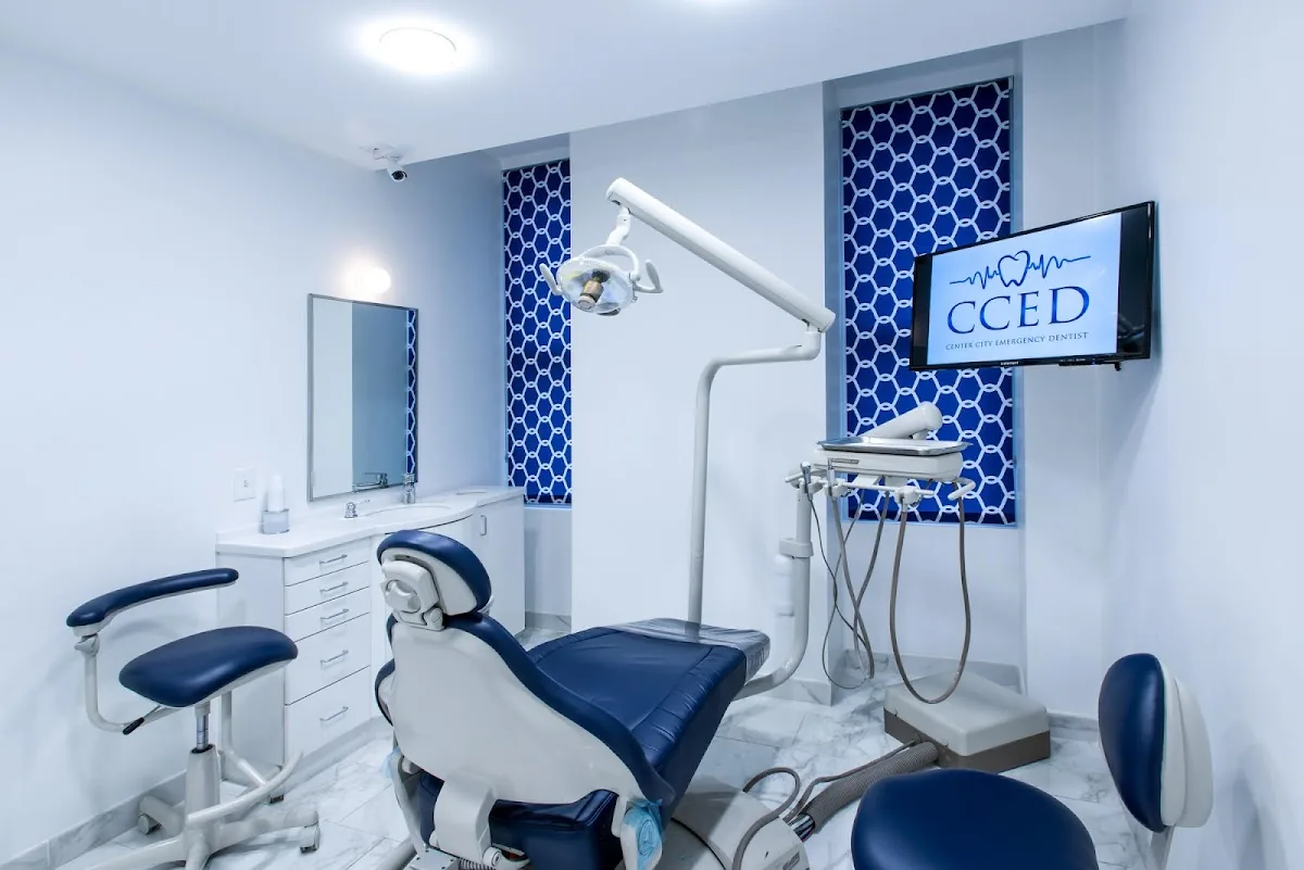 Center City Emergency Dentist photo 3