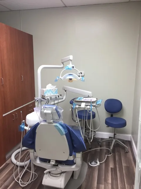 NuSmile Dental at Verree Rd and Red Lion photo 3