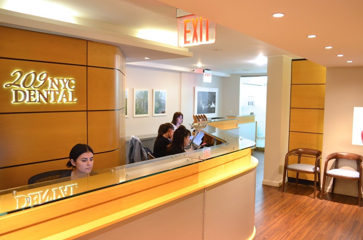 209 NYC Dental photo 1