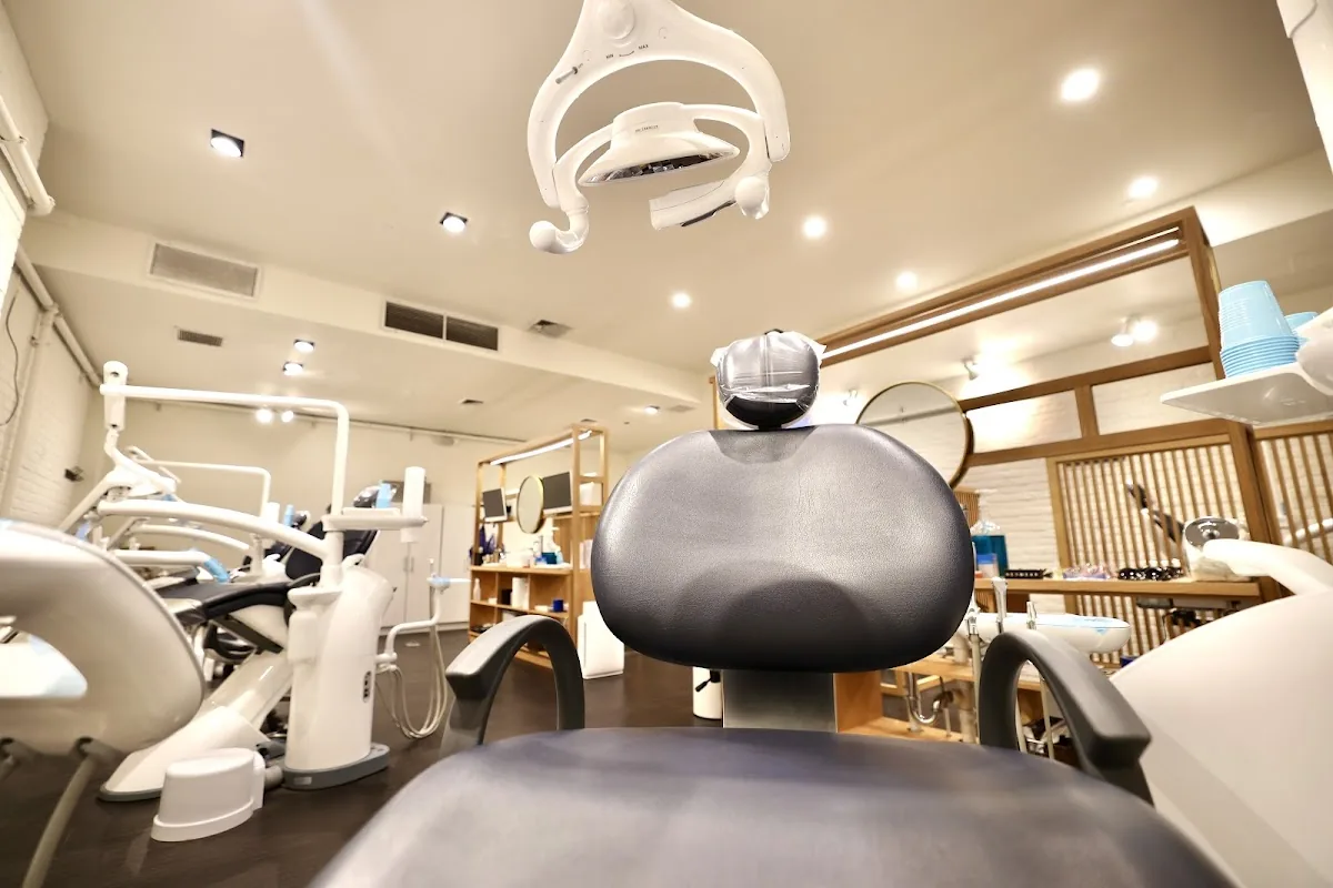 Beam St. USQ photo 3