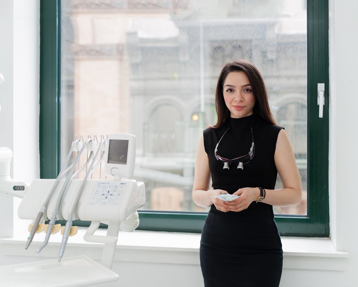 NoHo Dental - Dr. Stanton Young photo 5