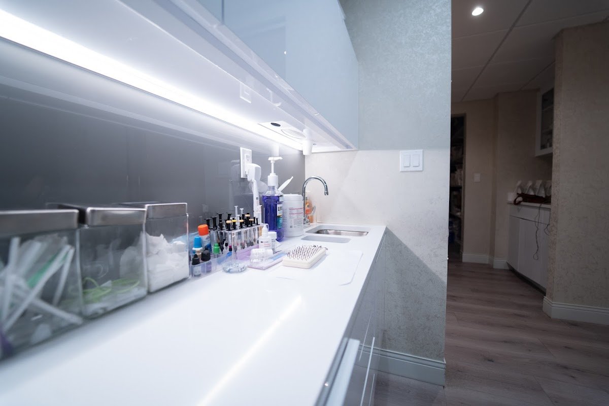 Rozenberg Dental NYC photo 3