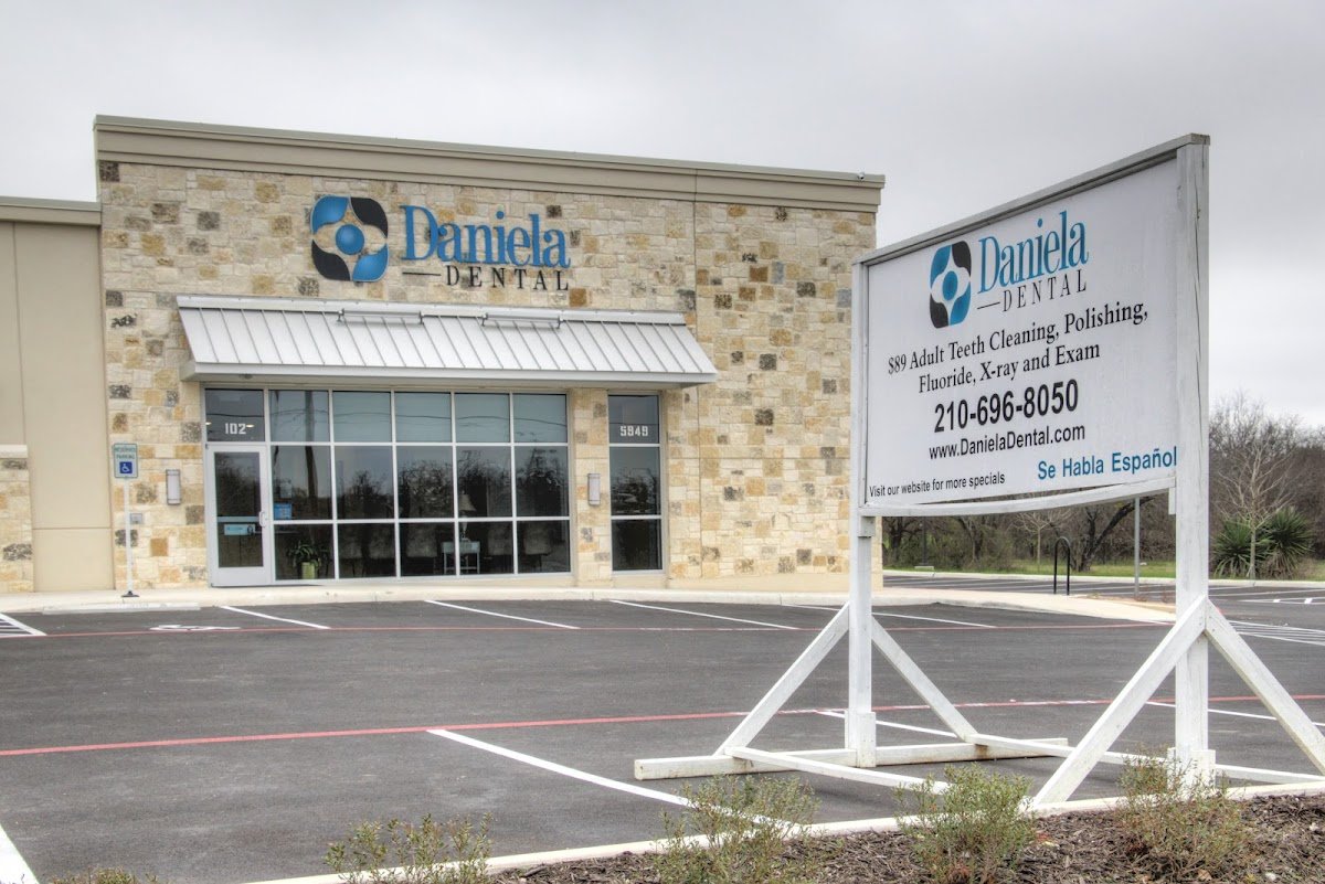 Daniela Dental photo 2