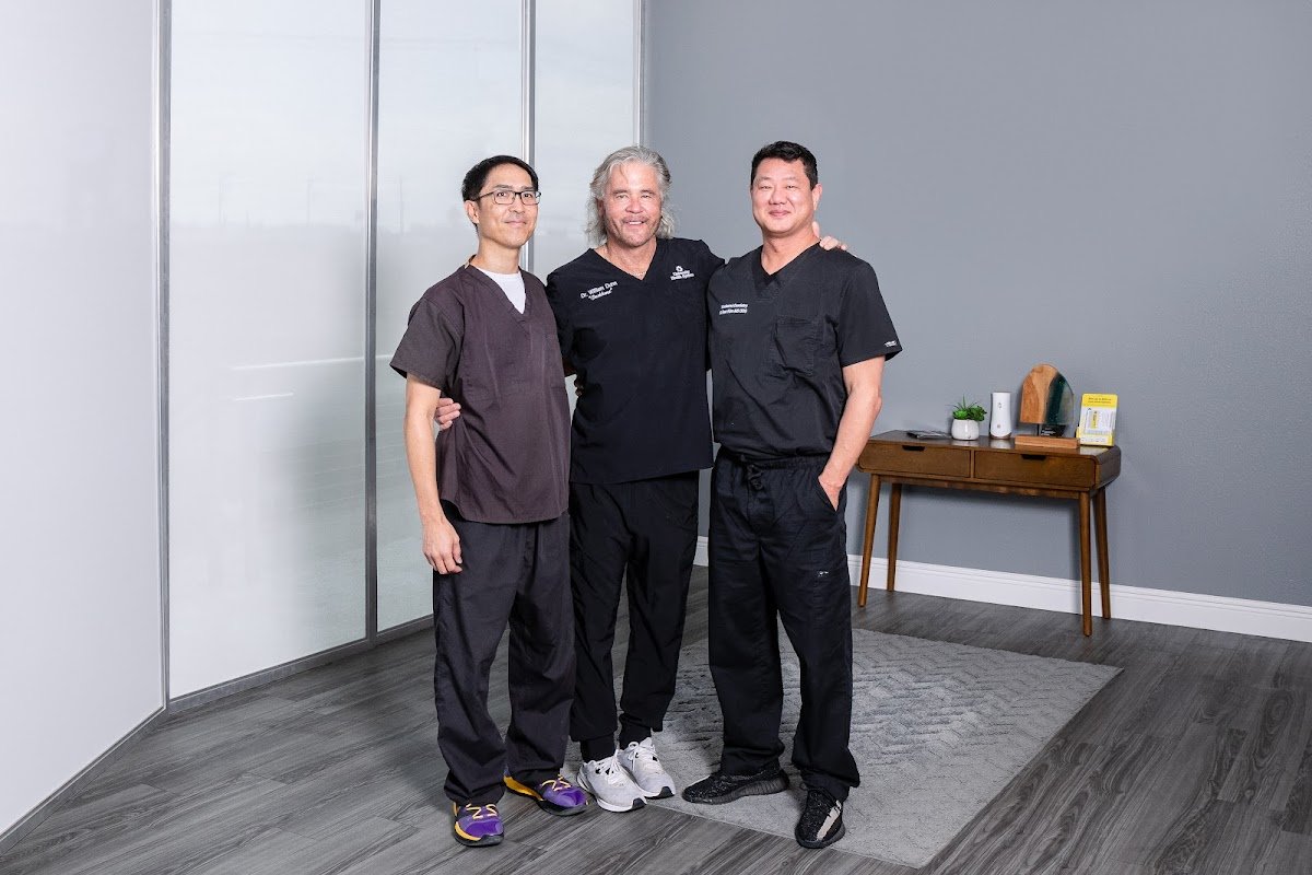 Weekend Dentistry - Dental Emergency Care photo 2