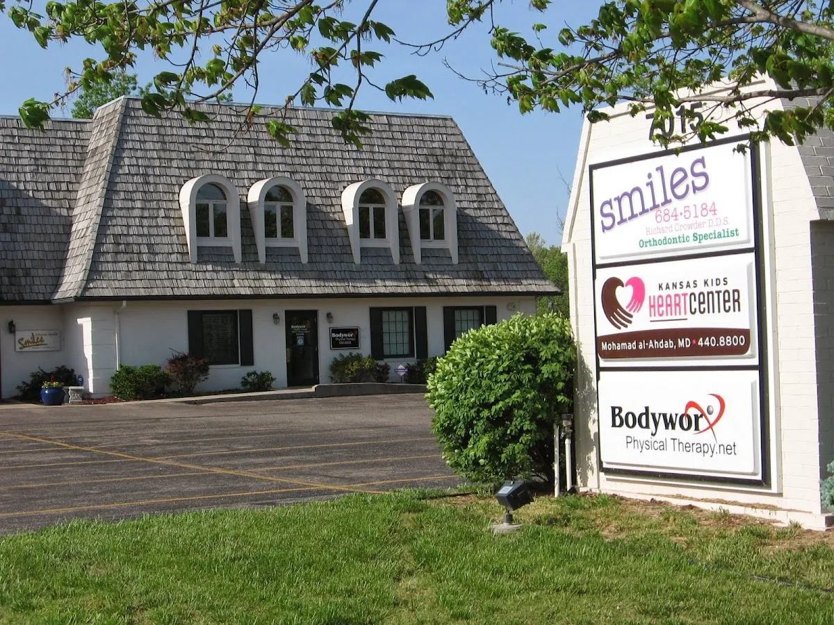 Bodyworx Physical Therapy & Concussion Center photo 1