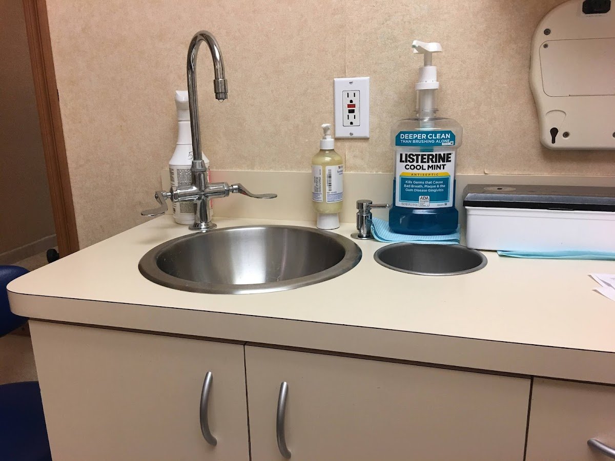 Miami Center for Cosmetic & Implant Dentistry photo 4