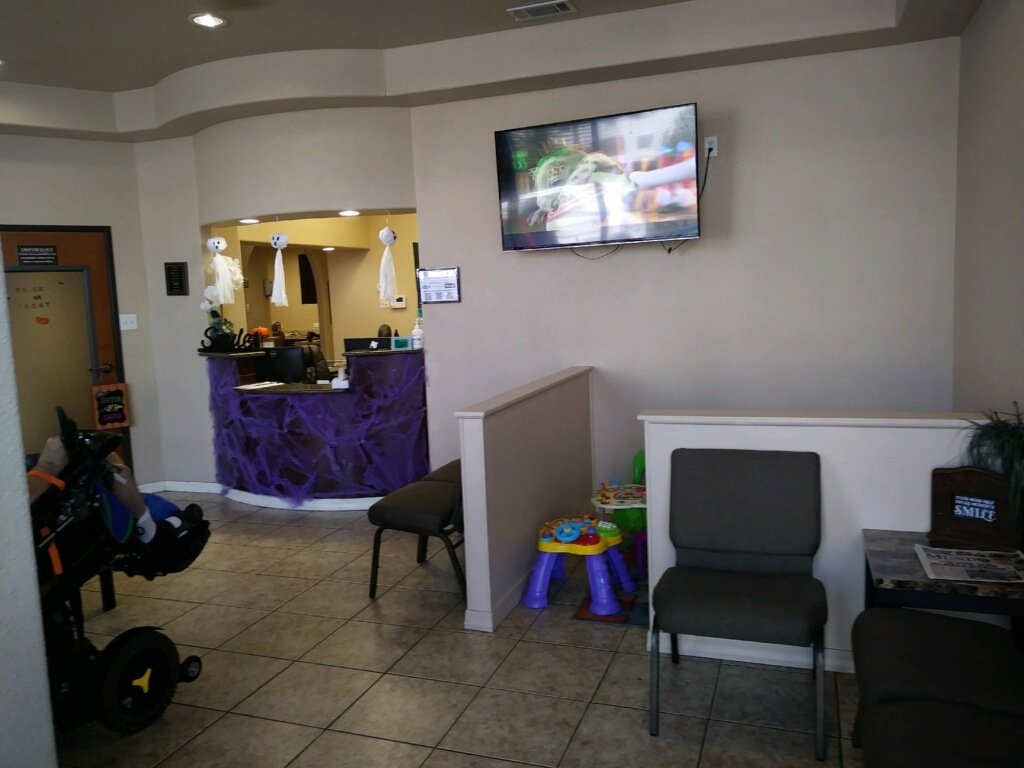 Access Dental of E 7th photo 1