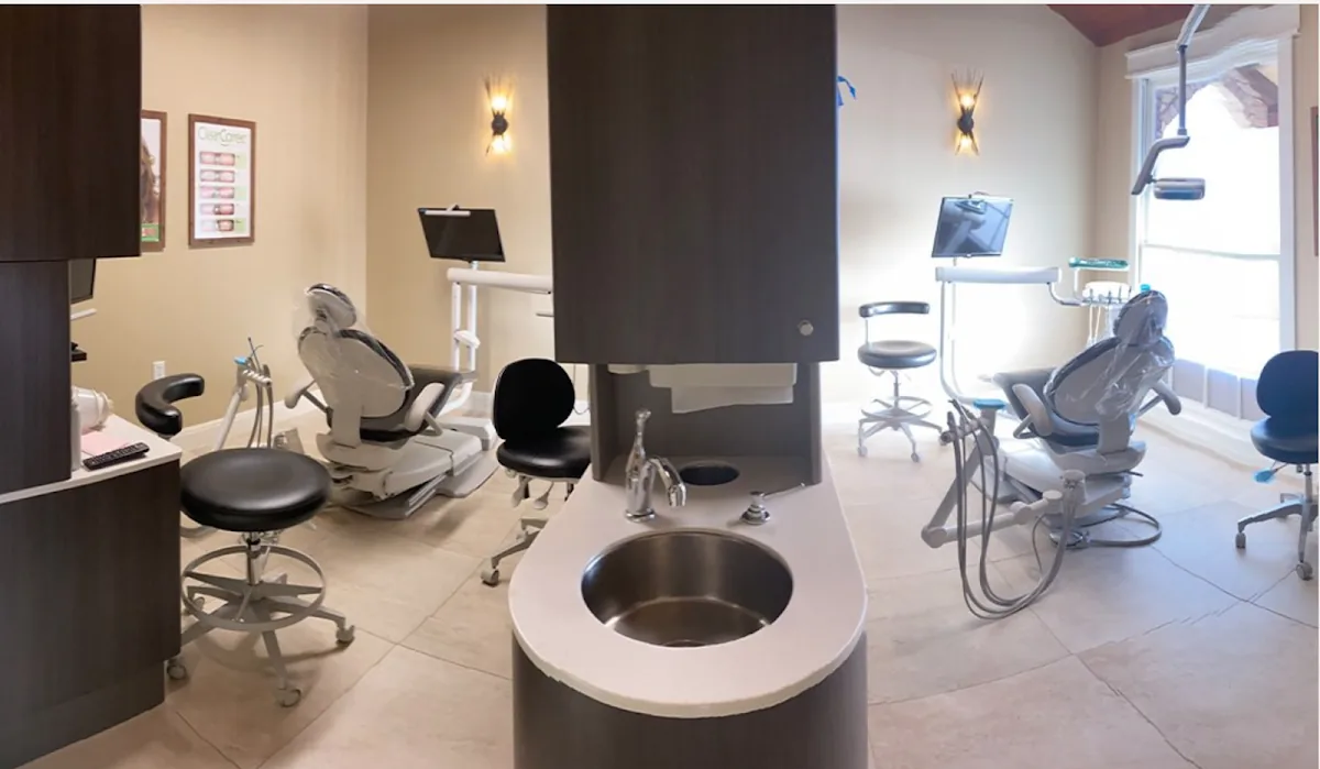 Avenue dental photo 4