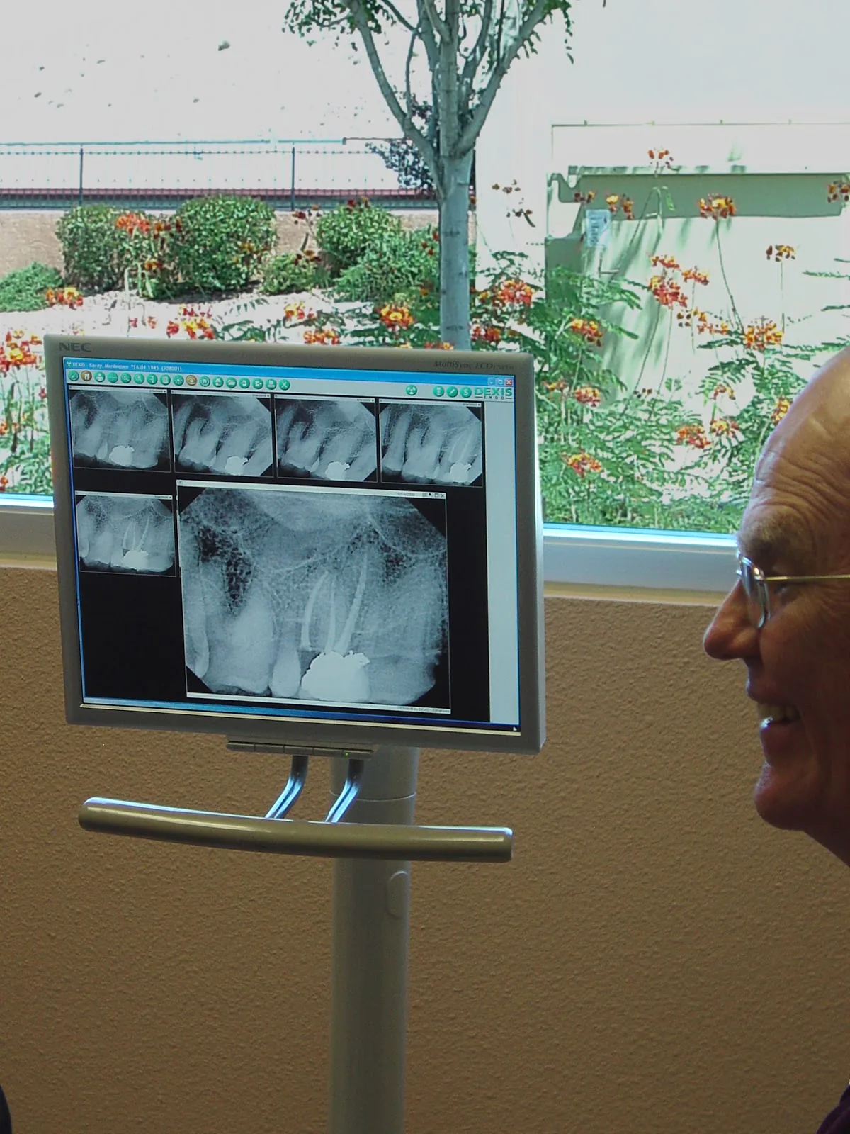 El Paso Endodontics: Samuel J. Angulo, DDS, MS photo 5