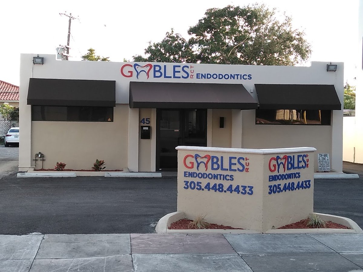 GablesRCT - Dr. Ernesto Paz Jr - DMD photo 1